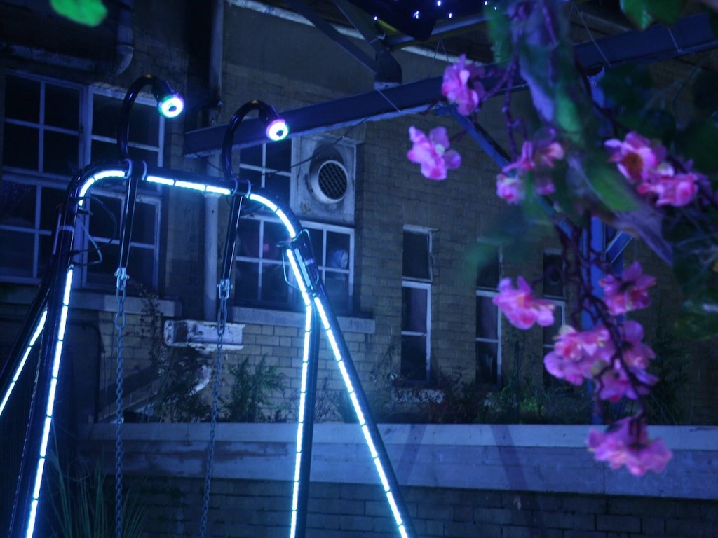Light Bug by Tine Beh Studio (Photo Max McClure)